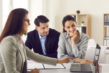 How AI is Revolutionizing Onboarding for Banking Employees and Smarter Training