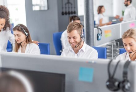 How AI Roleplay Trains Call Center Agents on When to Speak, Pause, and Listen