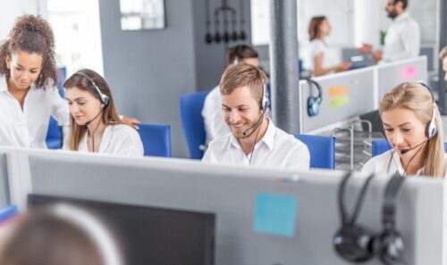 How AI Roleplay Trains Call Center Agents on When to Speak, Pause, and Listen